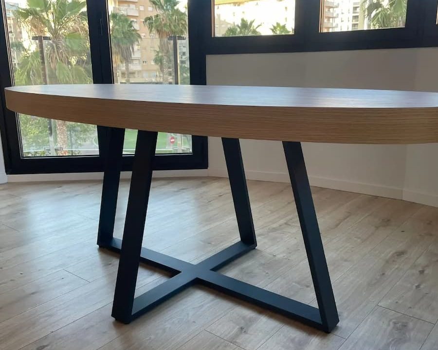 mesa de comedor lacada al horno 1